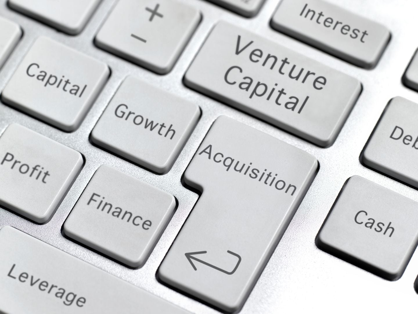 AI is increasingly eating into VC fundings and here is how crypto firms are adapting